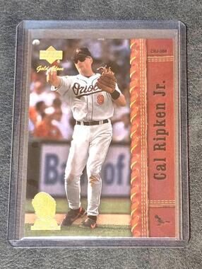 2001 Upper Deck Gold Glove #19 Cal Ripken Baseball Card